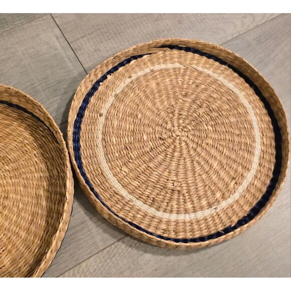 Pottery Barn Woven Seagrass Round Basket Placemats Holder - Picture 3 of 8